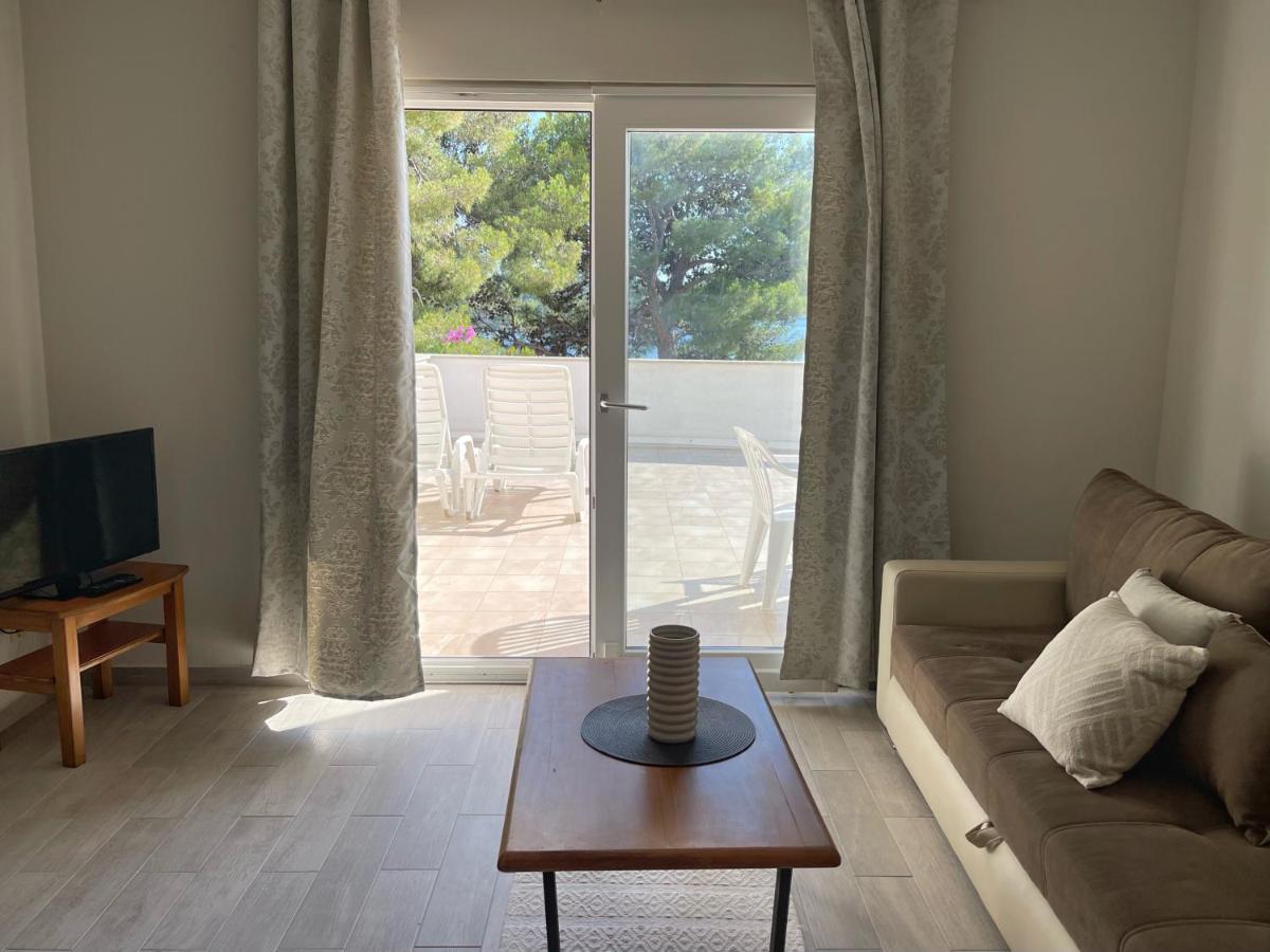 Illyrian Resort Милна Екстериор снимка