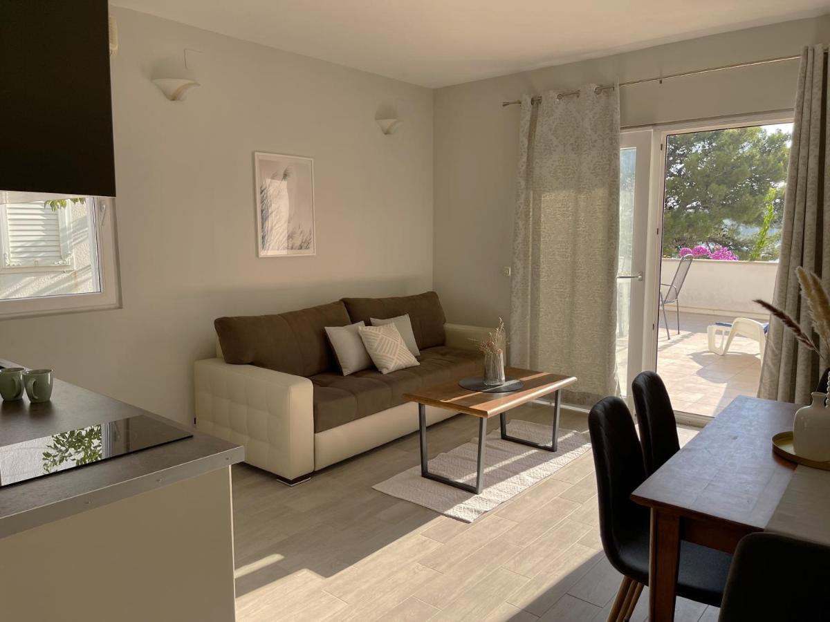 Illyrian Resort Милна Екстериор снимка