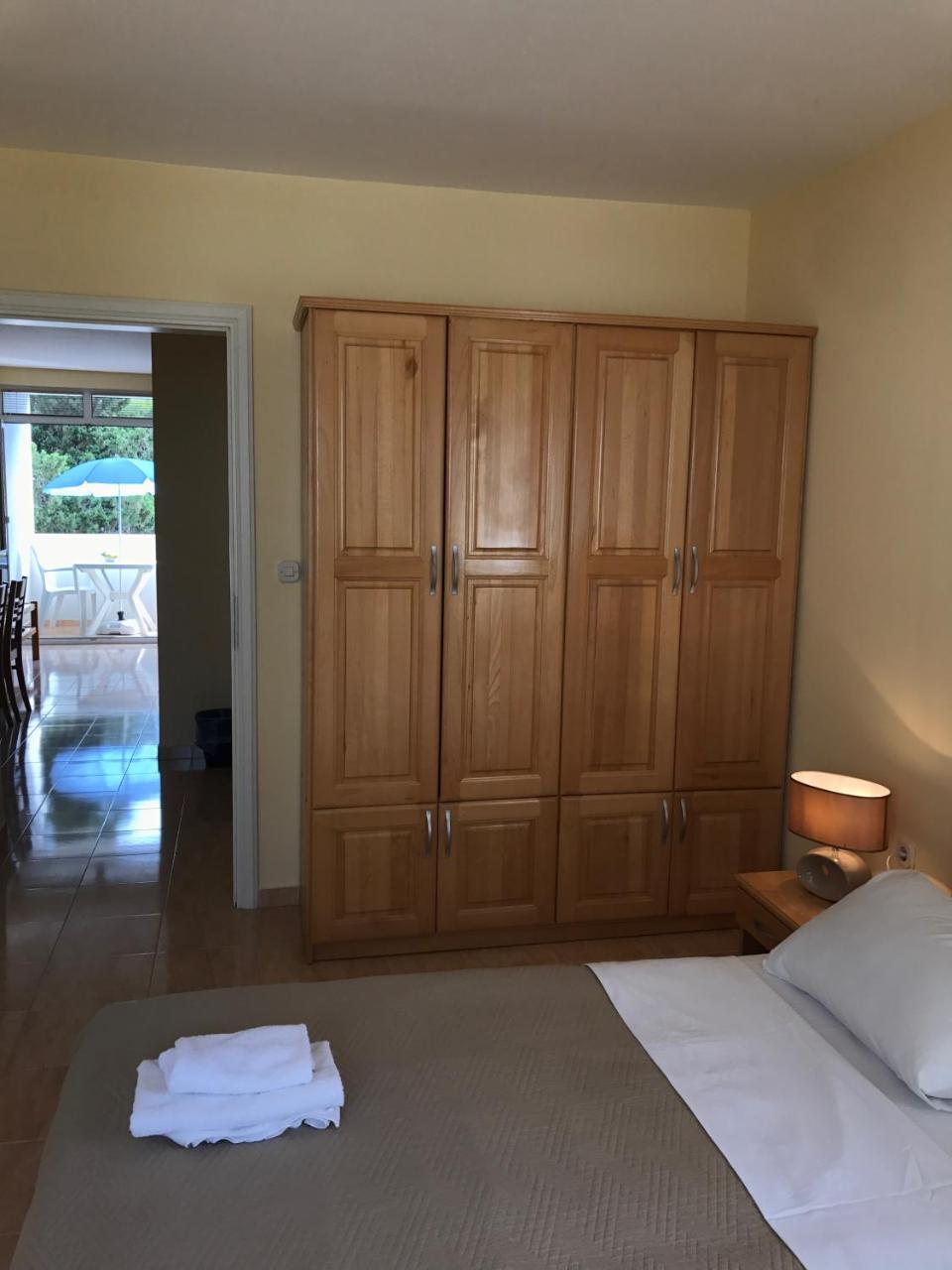 Illyrian Resort Милна Екстериор снимка